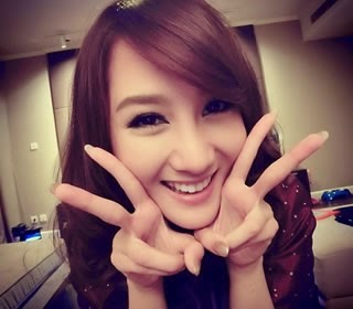 Kanya Rattanapetch (กัญญารัตนเพชร์) 7 Kanya Rattanapetch (กัญญารัตนเพชร์) 7