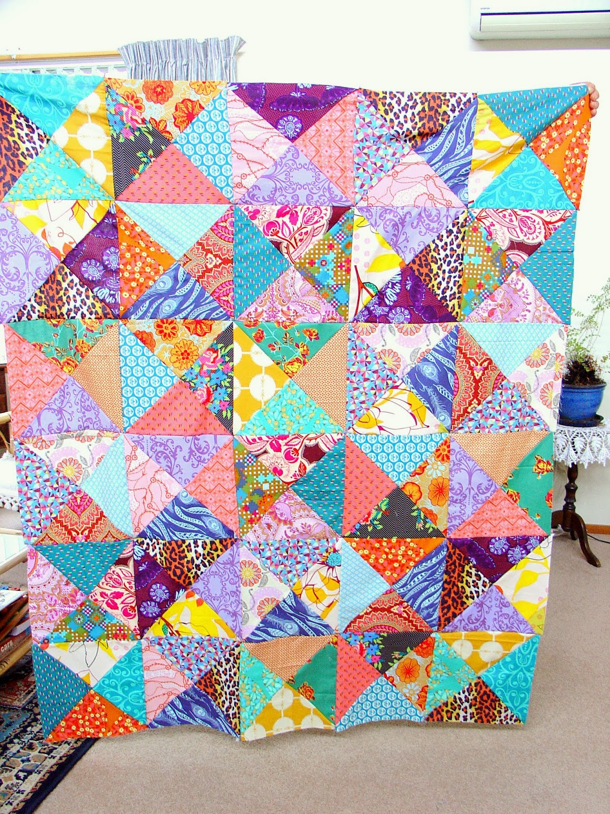 kokaquilts Hour Glass Quilt update