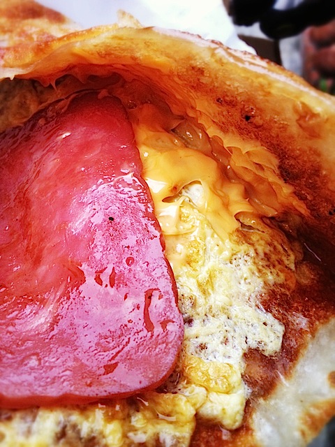 師大小吃新鮮貨~帥哥正妹【蛋餅捲】