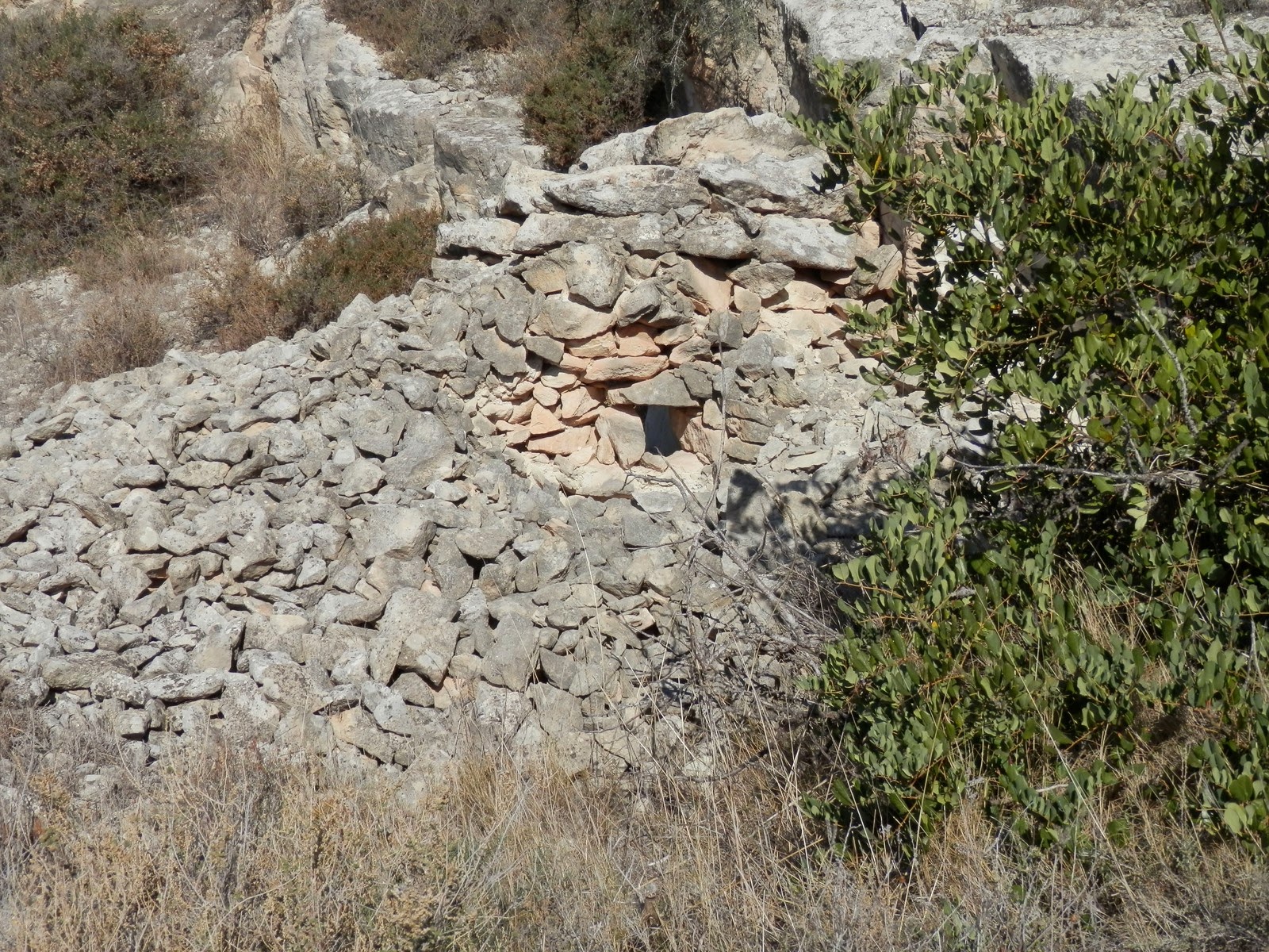 Y por qué no un blog...? : Una interesante cantera en el barranco de