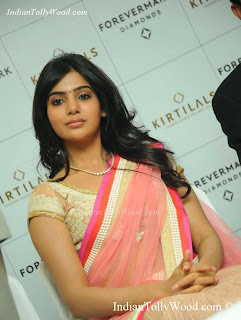 Samantha Hot Saree Pics