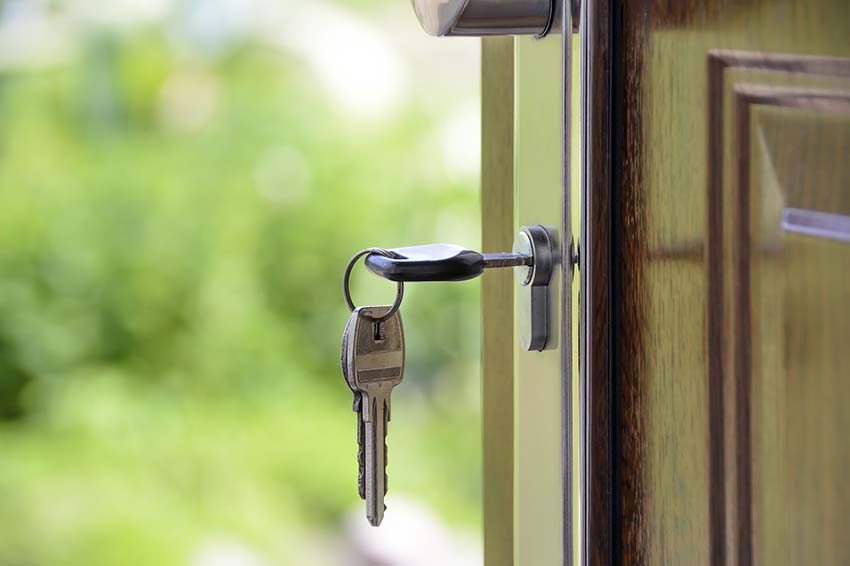 DIY Burglary Prevention: Home Improvements to Outsmart Burglars