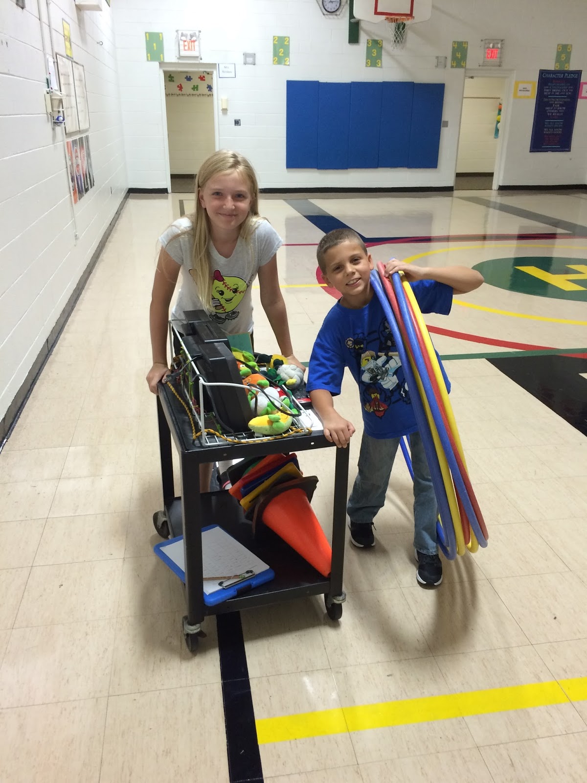 Talking Taylor Schools HOLLAND ELEMENTARY SCHOOL pupils bring a school