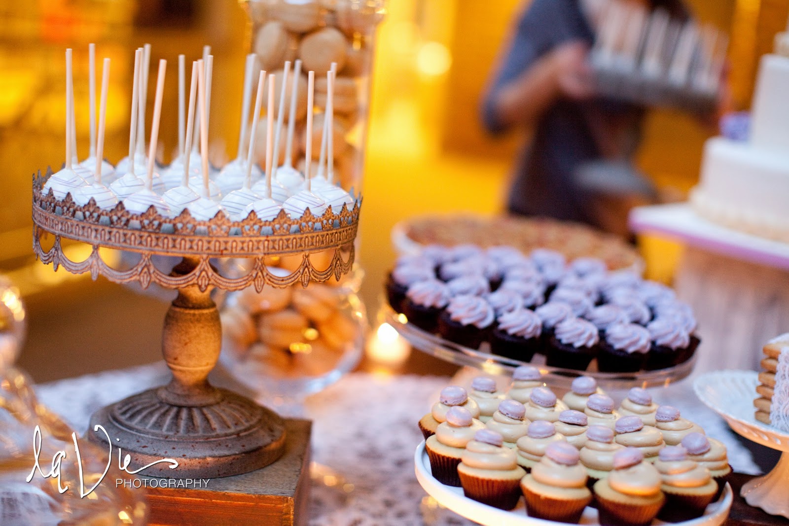cocoa & fig Minneapolis Mini Dessert Table and 3 Tier Wedding Cake