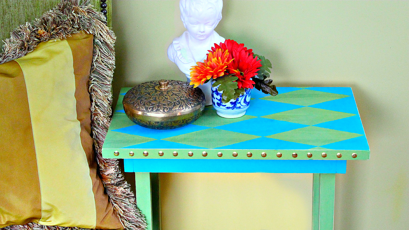 Mark Montano No Nails Harlequin Table