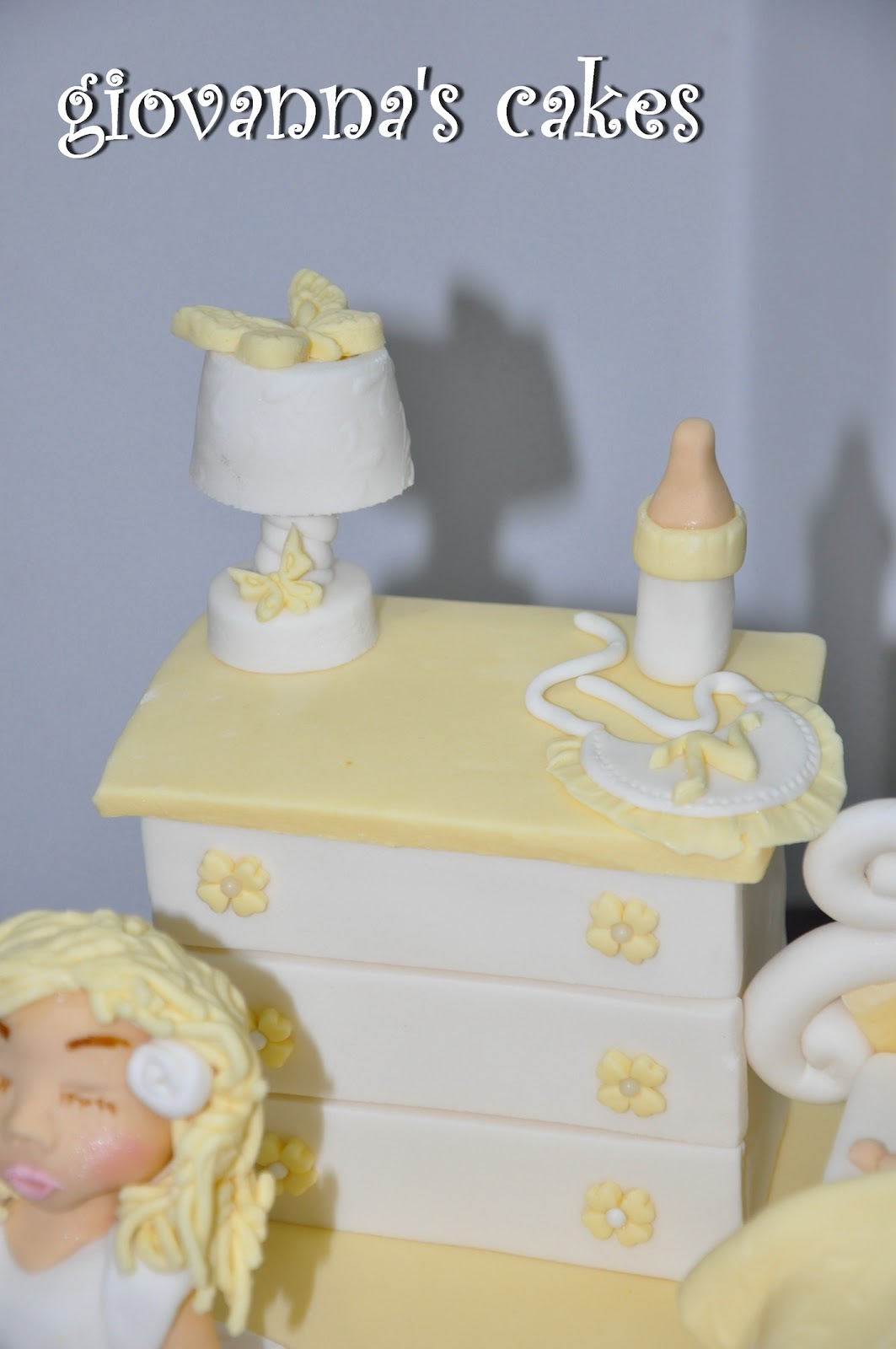 giovanna's cakes Baby room furniture cake