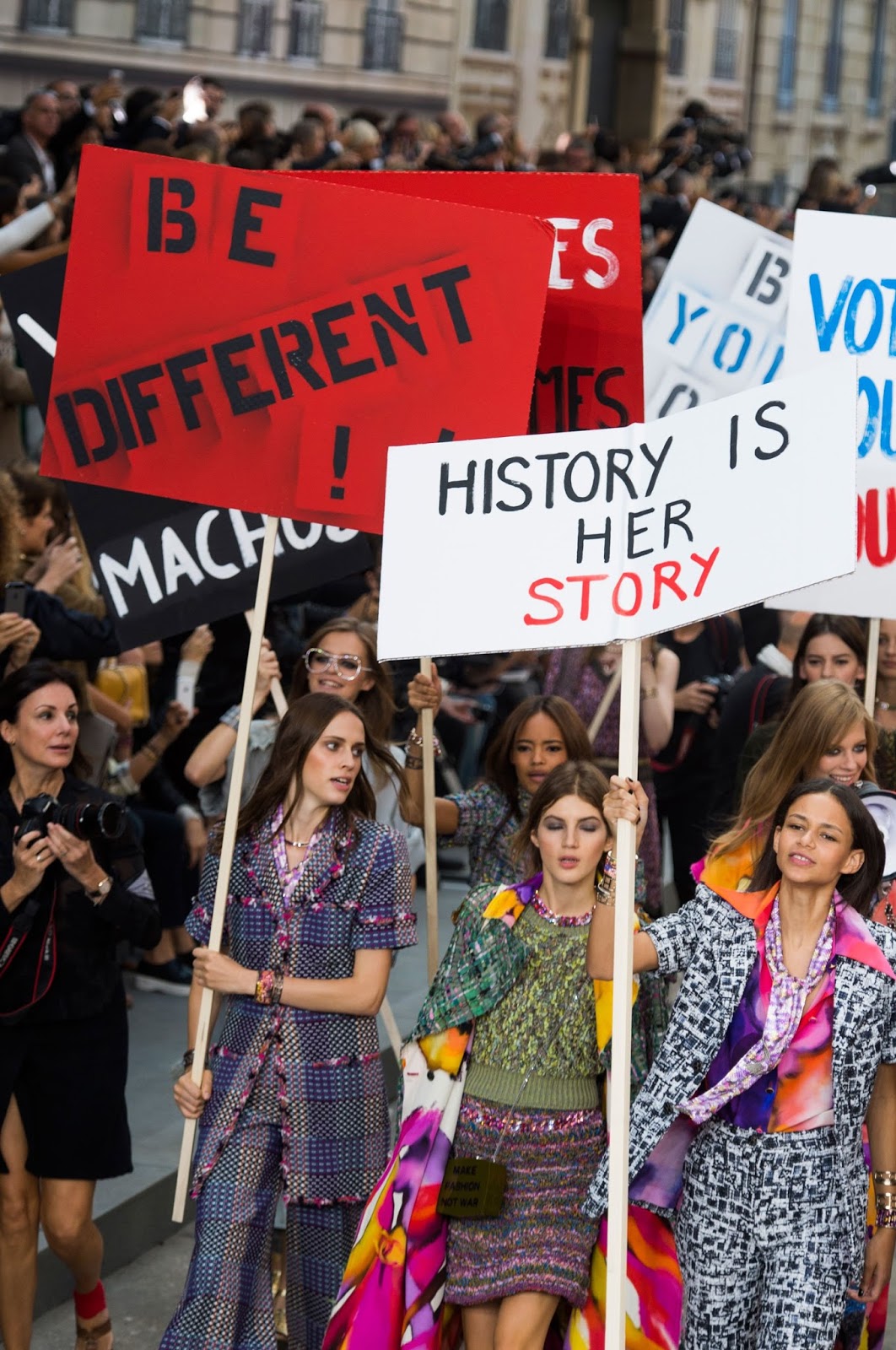 chanel runway show spring 2015 chanel runway show spring 2015