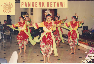 tari cokek betawi