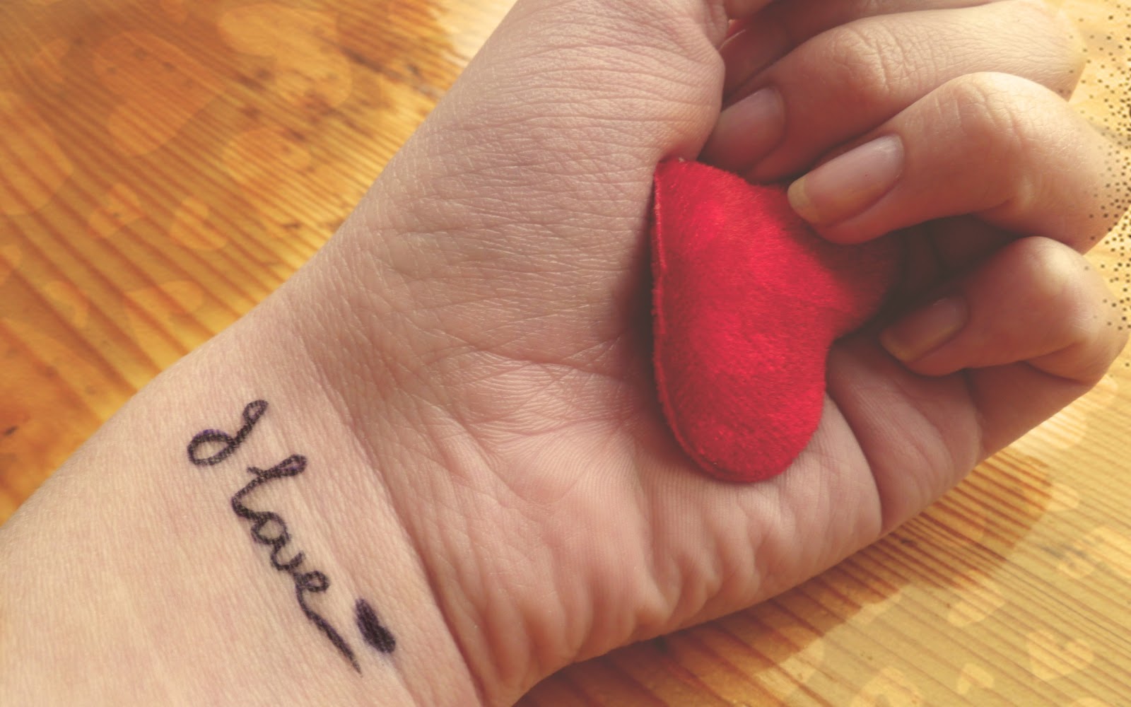 http://2.bp.blogspot.com/-EHdbqGRQNaE/T3GubQymGfI/AAAAAAAACz8/CNJm9uBjVbs/s1600/wallpaper-1109065.jpg