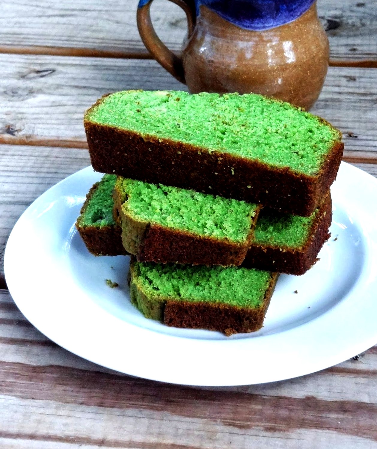 Banana pandan bread