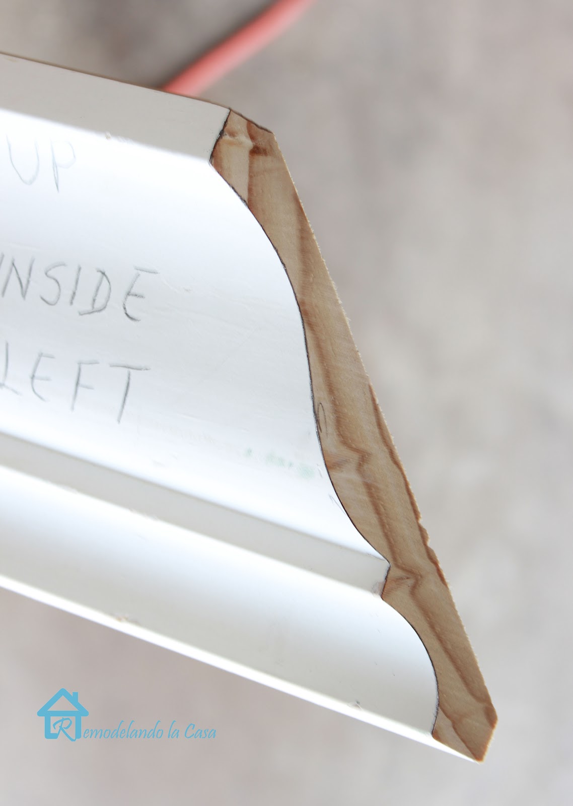 Cutting Crown Corners Anyone? Remodelando la Casa