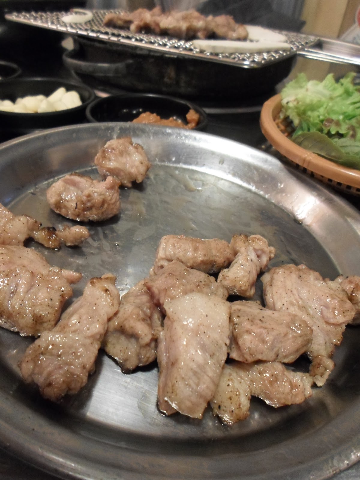 ROKin' Daegu Restaurants "Fist Meat" BBQ