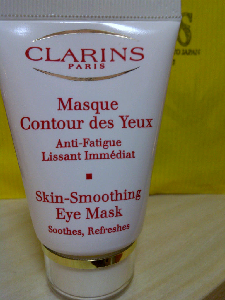 Everyday plus Clarins Skinsmoothing Eye Mask