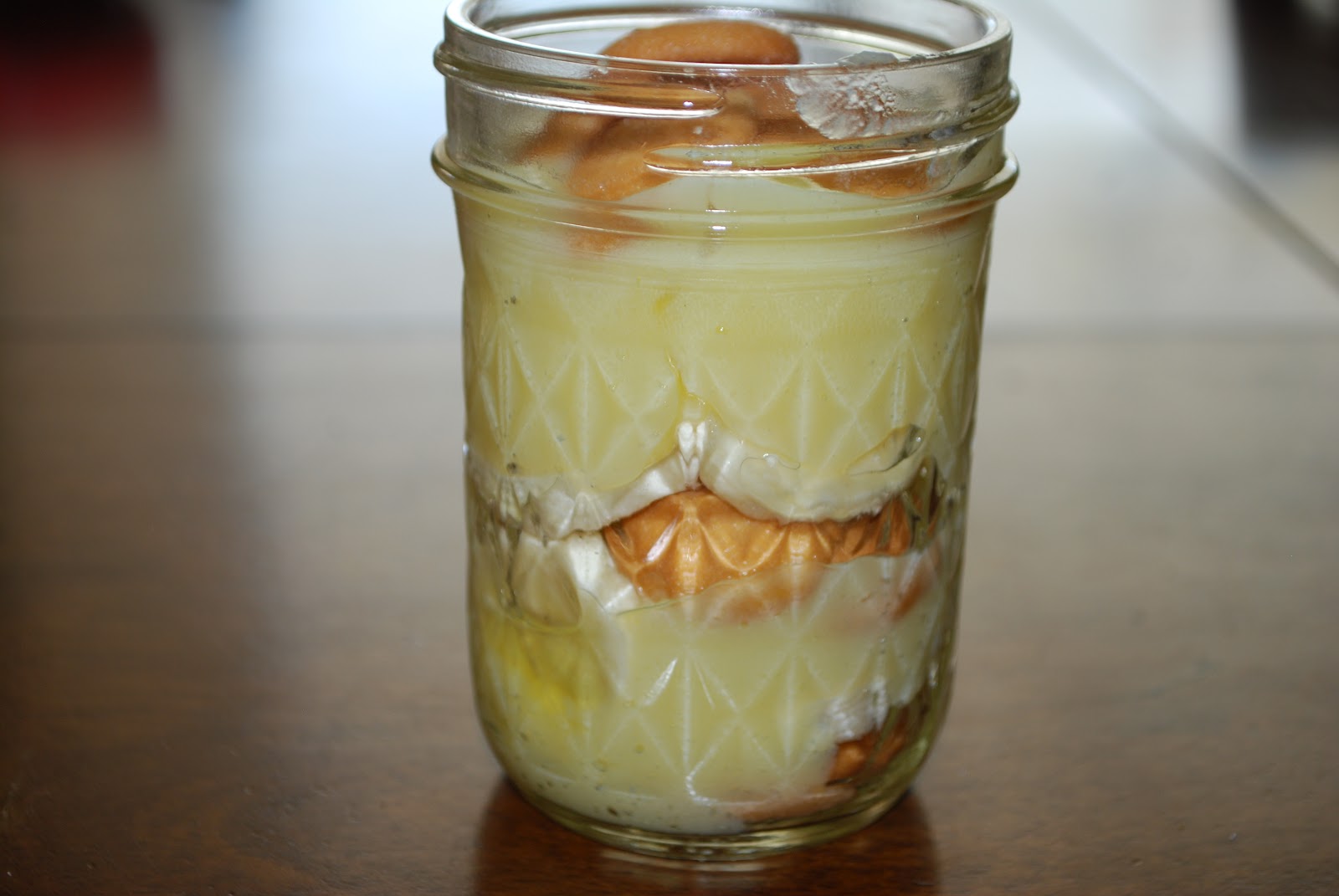 Mom stuff; Simple and Easy Banana pudding in a Mason Jar