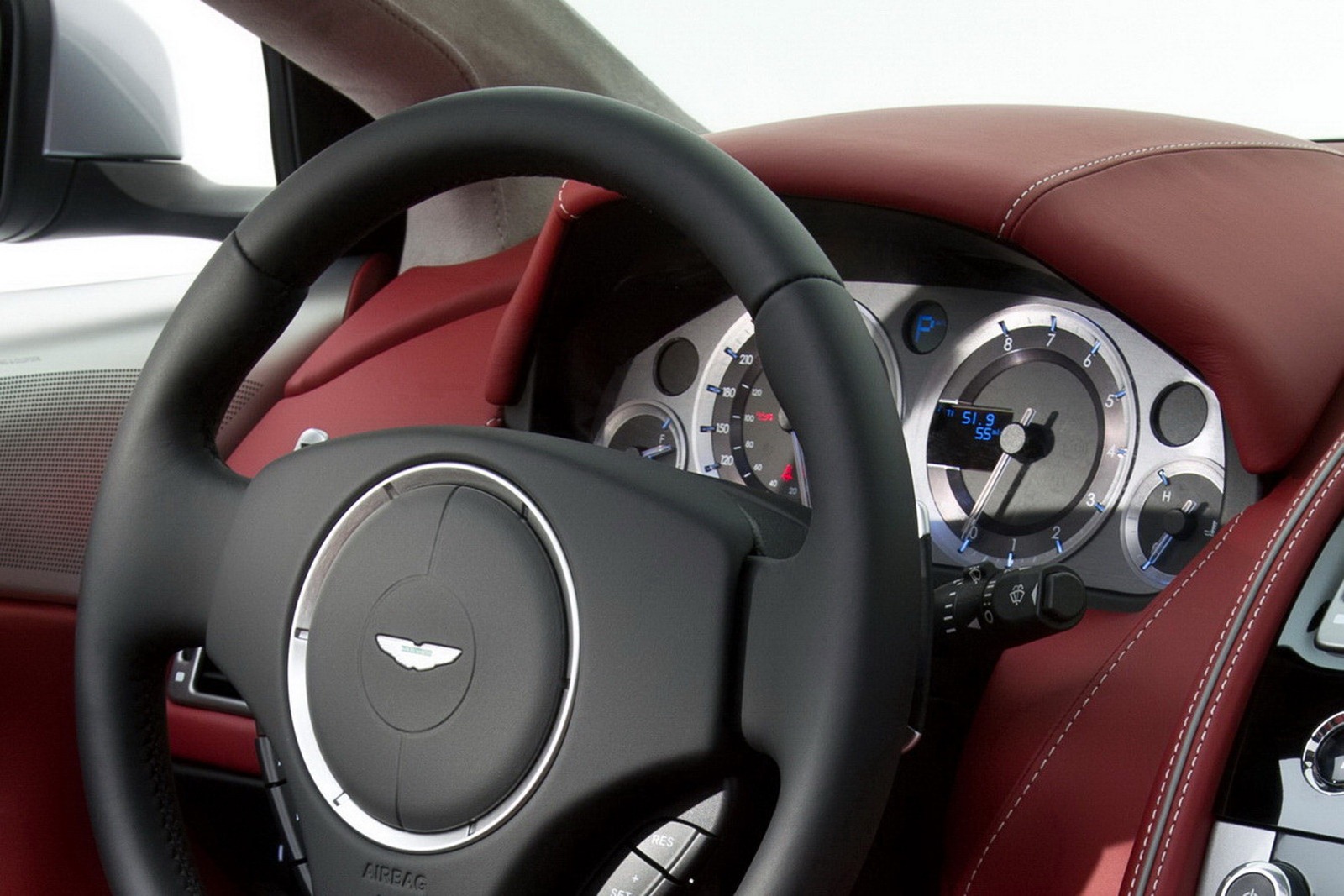 Aston Martin 2013 Db9 Facelift Newsautomagz