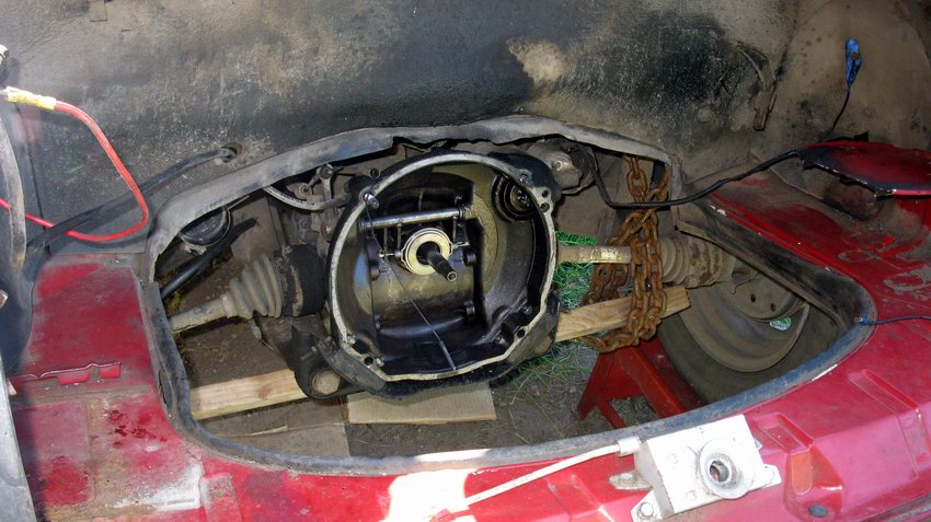 Canyon Creek Farms: Mantling and Re-assembly: 1969 Karmann Ghia engine