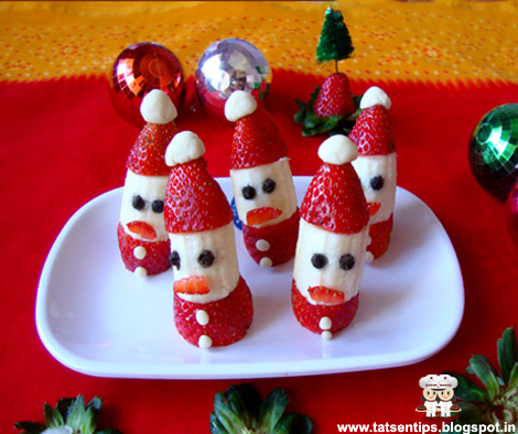  Strawberry Santa Hats Wish You a " Merry Christmas".