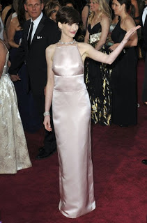 Anne hathaway oscar 2013