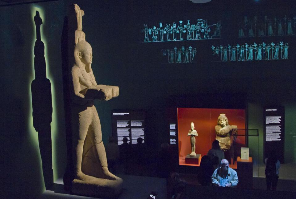 Paris Egypt exhibit holds defiant message for Islamic State Paris Egypt exhibit holds defiant message for Islamic State