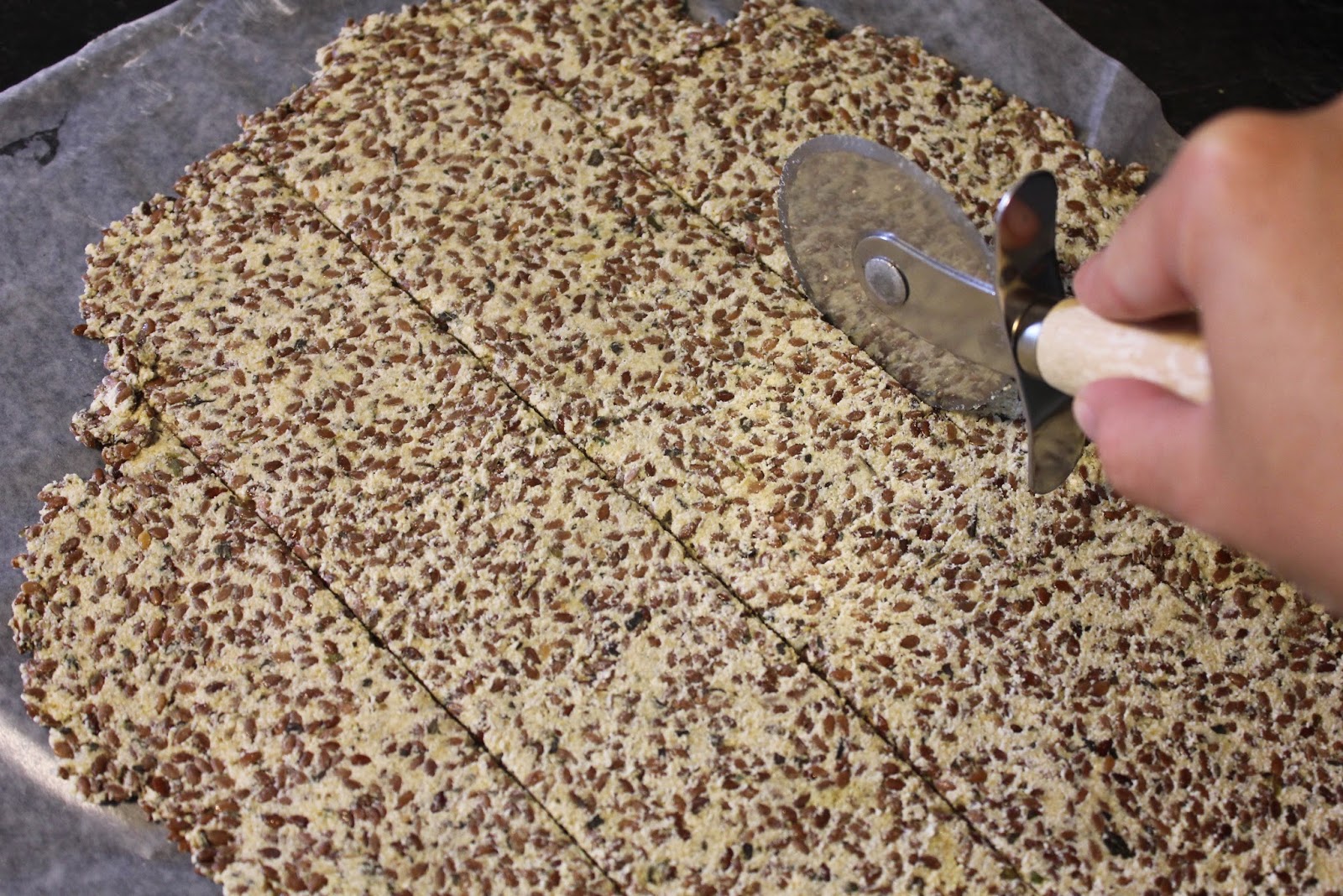 Ellies Wonder Flax, Quinoa, Chia Crackers