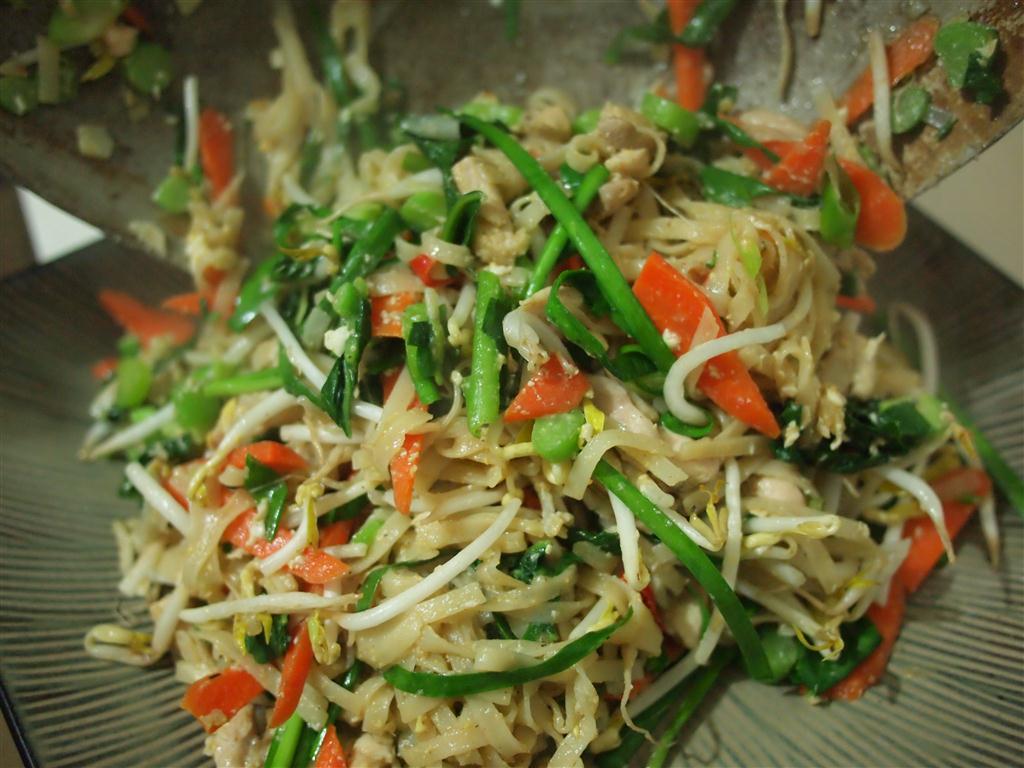 I Love Thai Recipes Pad Thai with Chicken (Pad Thai Gai)