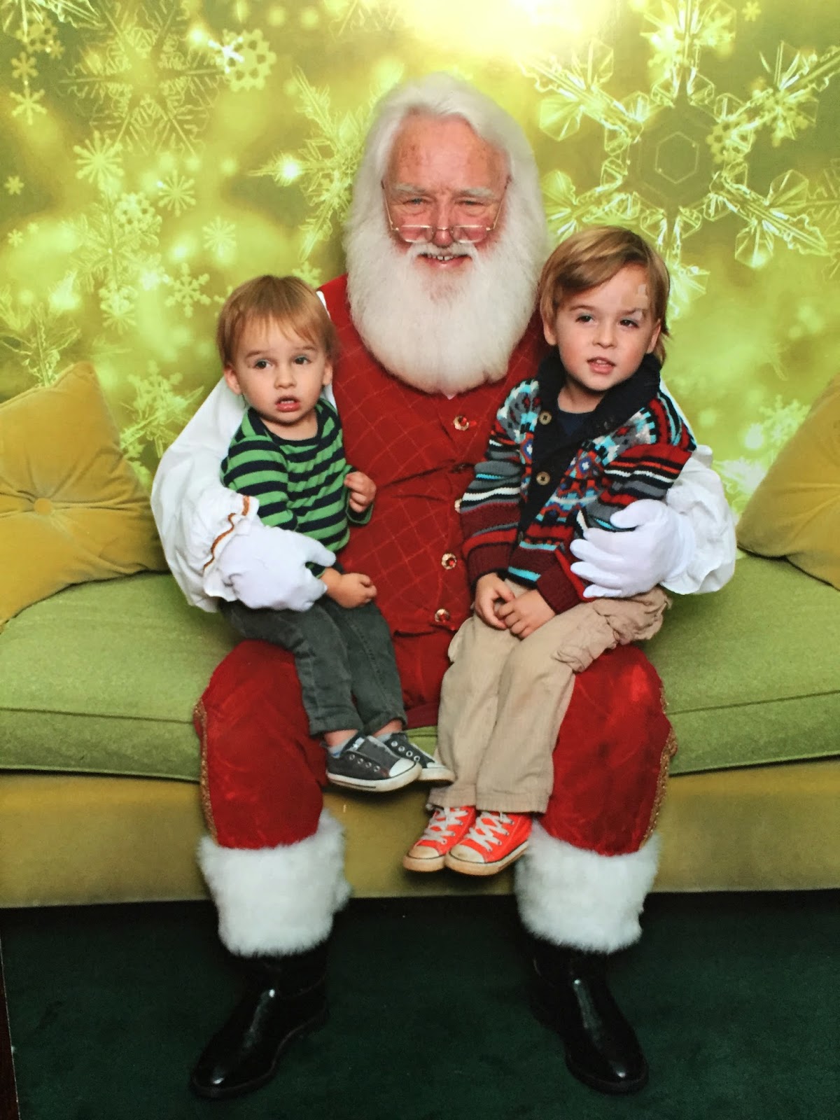 Viva Cindy Here Comes Santa Claus