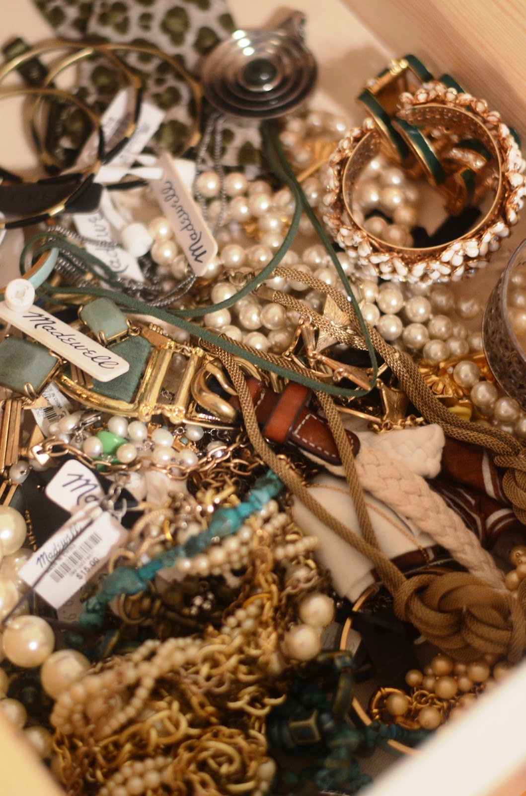 IRON & TWINE Jewelry Organization