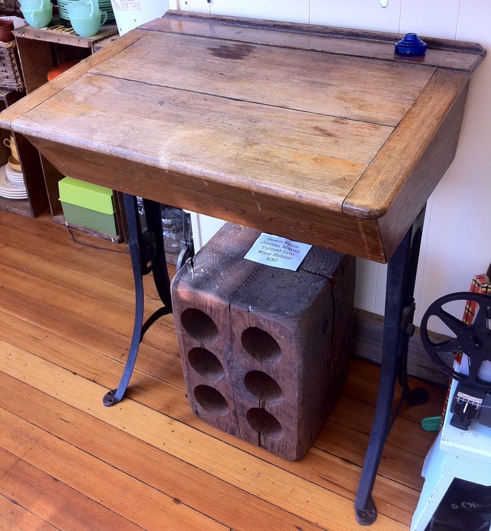 Antique Kenney Bros school desk, look at those neat cast iron legs