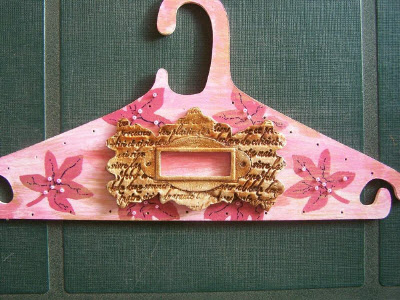 Decorated wooden jewelry hanger 3