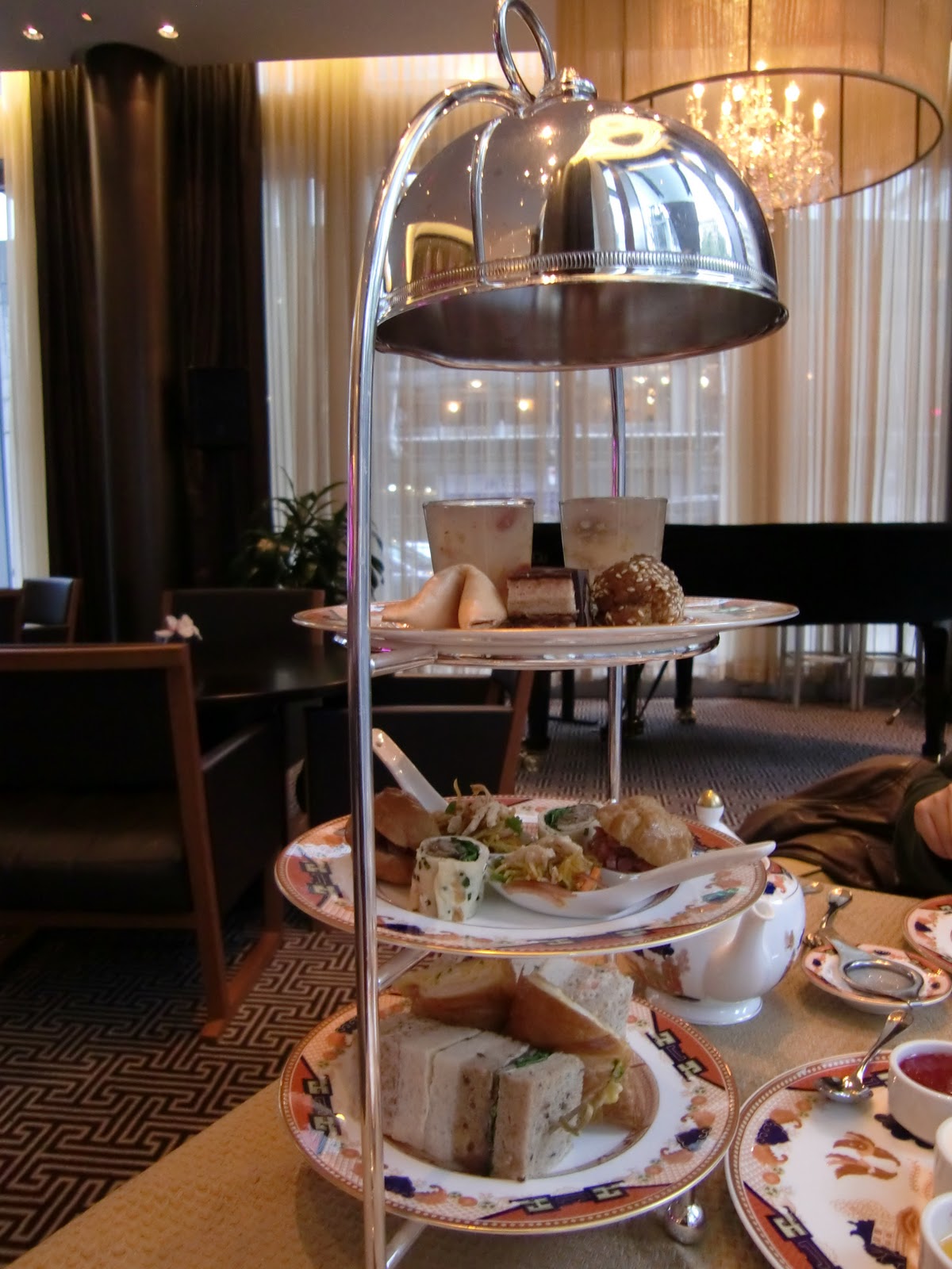 Linda's Blog of Vancouver Dining Afternoon Tea at ShangriLa Hotel's