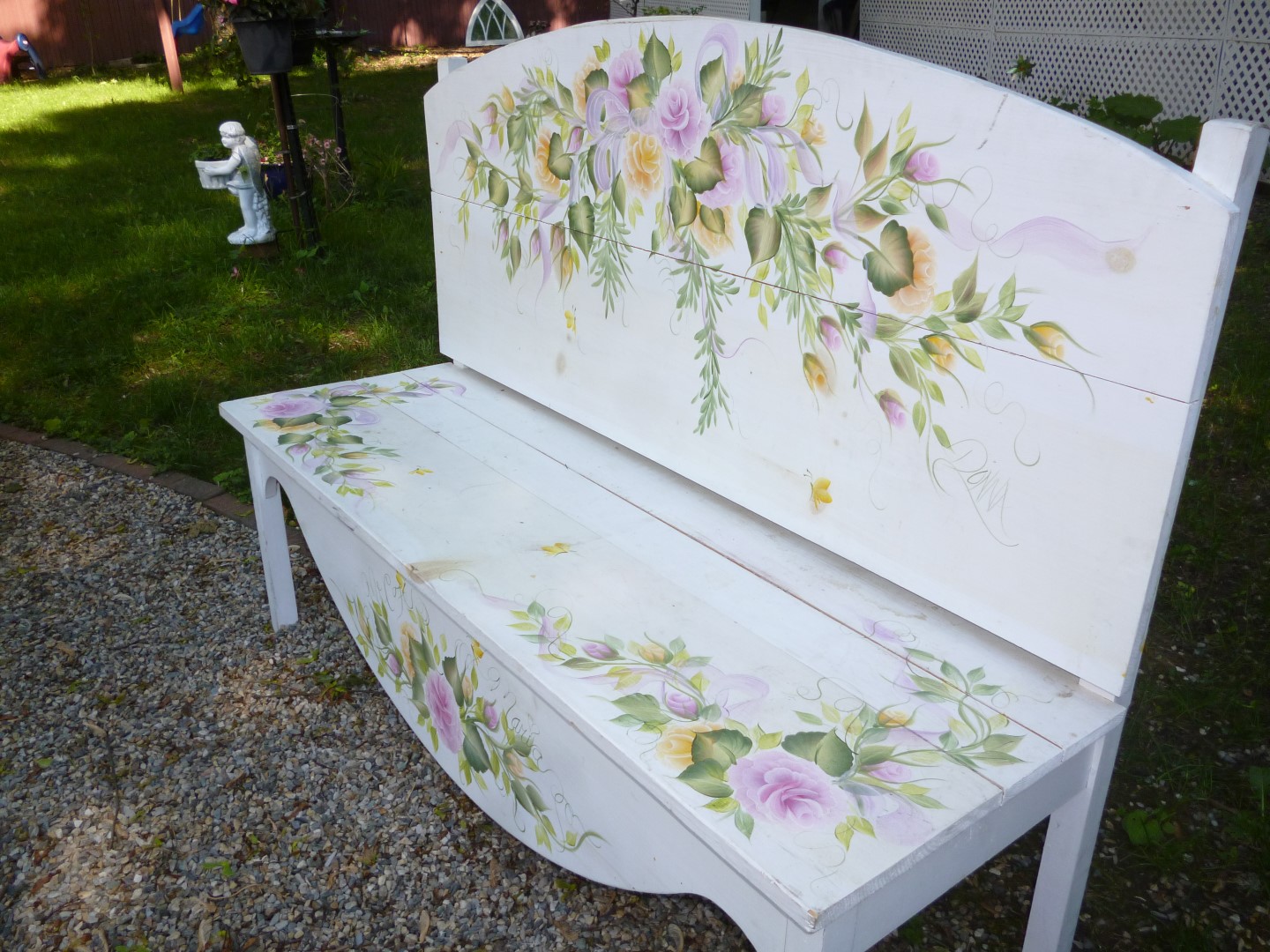 Writing Straight from the Heart: Gorgeous New-to-Me Hand-painted Bench