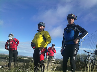 Una de nuestras salidas con la BTT, en domingo. Toboganes