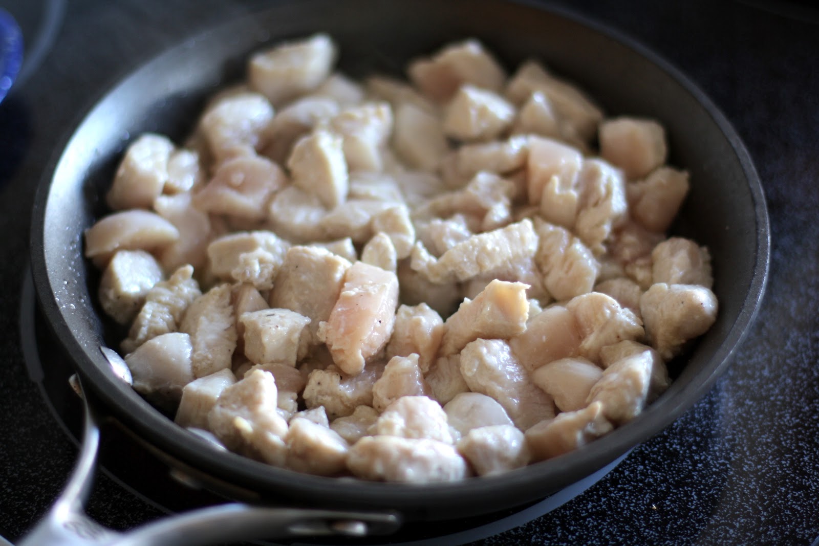 CHICKEN & DUMPLINGS Butter with a Side of Bread