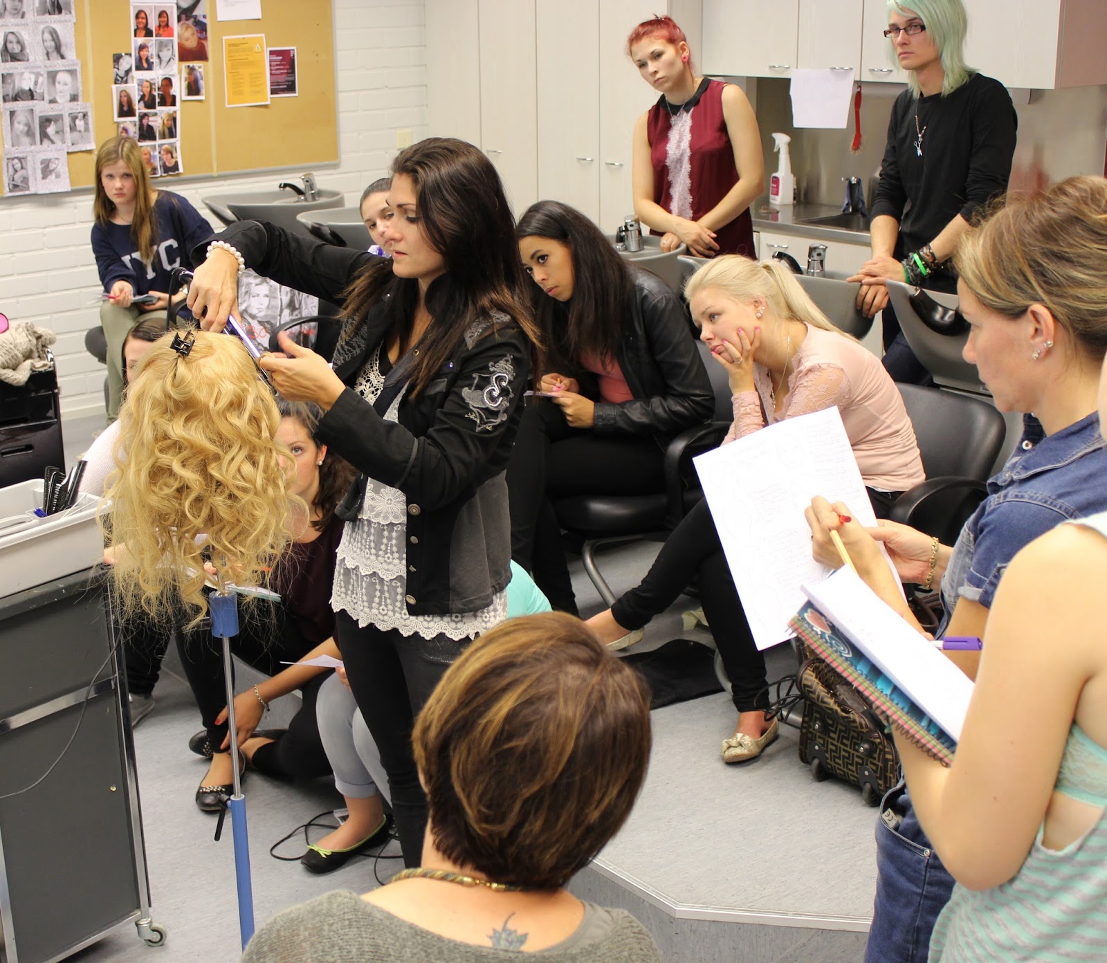 Salon seudun ammattiopiston Hiusalan blogi Good hair day