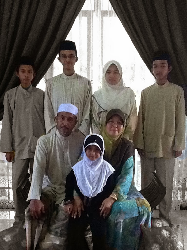 MY LOVELY FAMILY