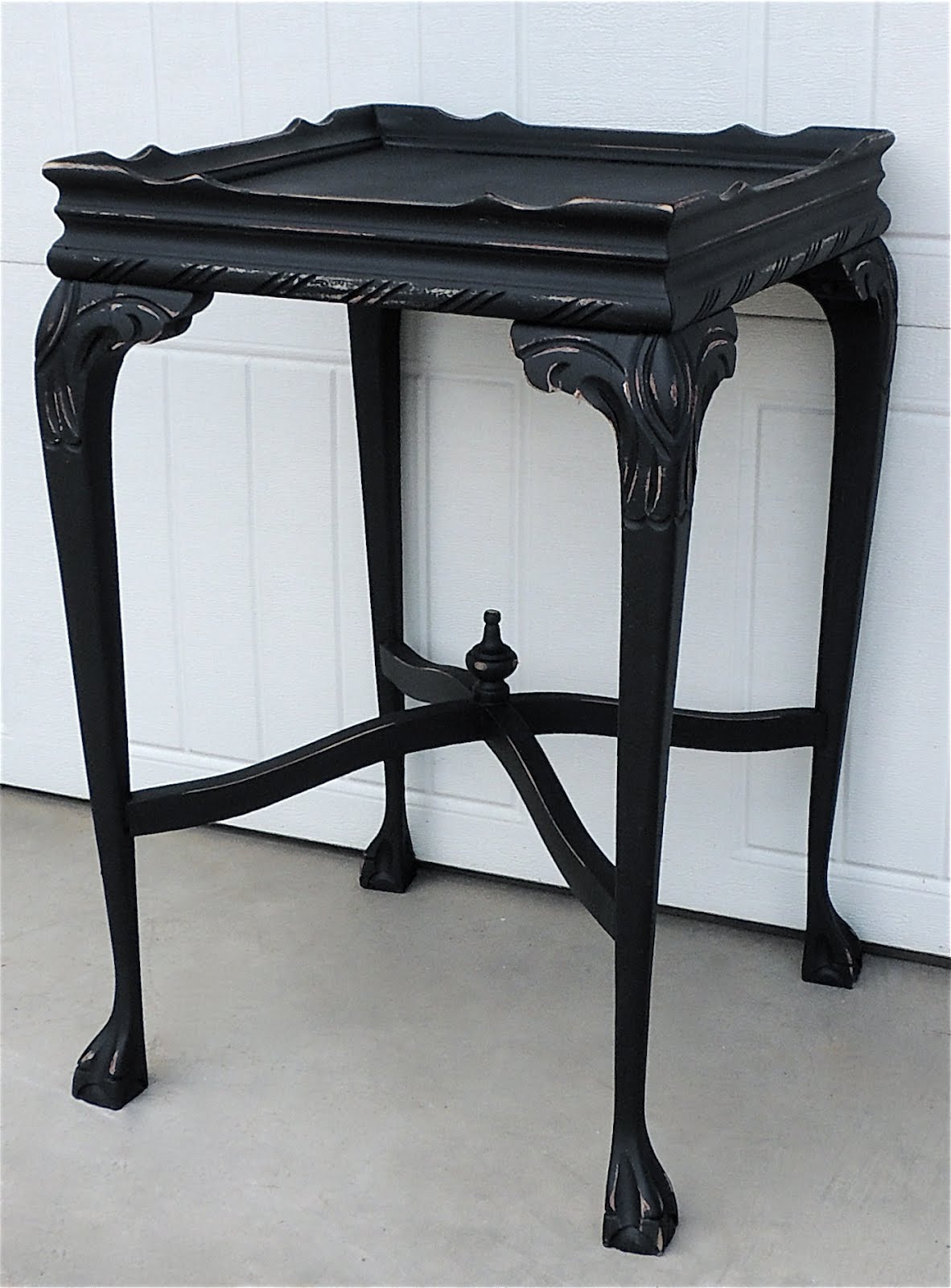 The Backyard Boutique by Five to Nine Furnishings Dainty Black