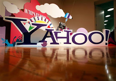 Yahoo 2Q revenue drop overshadows earnings gain.