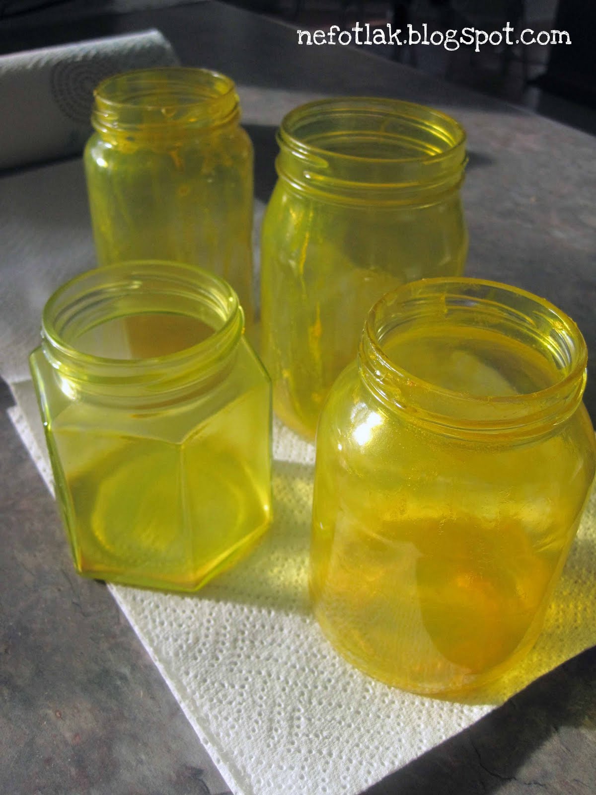 nefotlak. pretties yellow glass jars