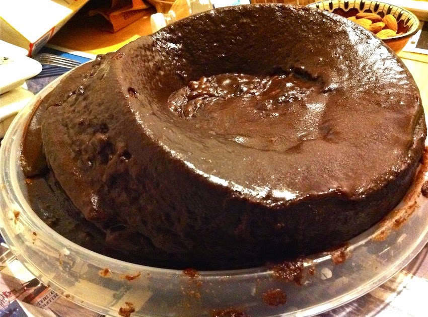 Figareau, cuisine évolutive Cake Disaster; When A Chocolate Cake Goes