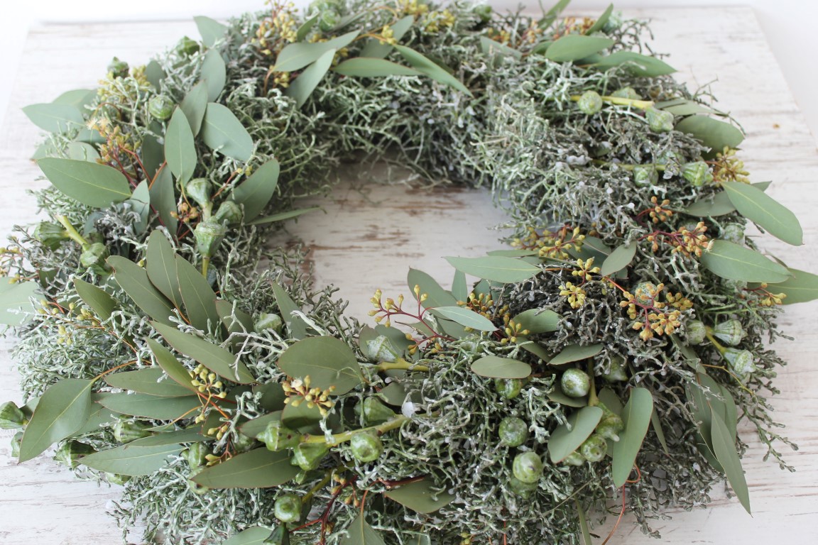 Kleines Freudenhaus Adventskranz ohne Tannengrün