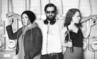 rencontre entre jeune adulte