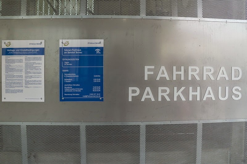 Bernau: Verkehrssicherheit am Fahrradparkhaus verbessert 2 Bernau LIVE - Dein Stadtmagazin für Bernau bei Berlin