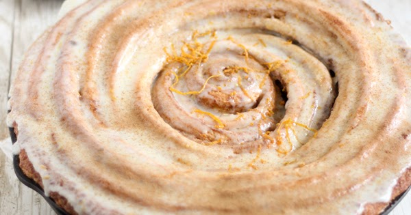 giant skillet cinnamon roll