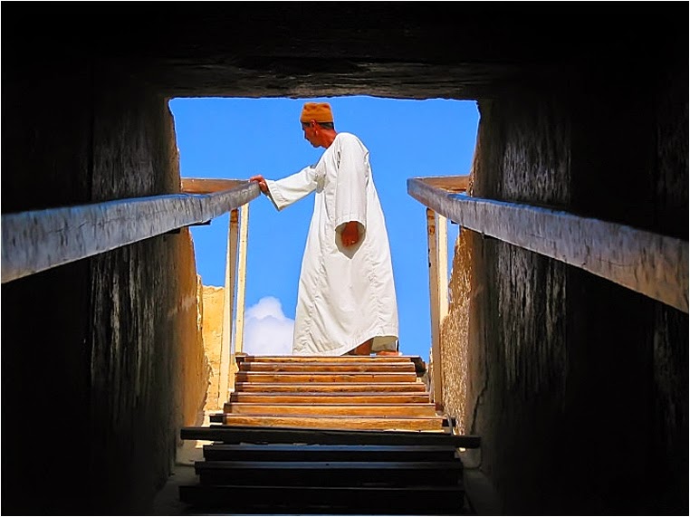 Compact Camera, Best Photo of the Day in Emphoka by David Tarragó, Canon PowerShot G2, https://flic.kr/p/oiGbg7 Compact Camera, Best Photo of the Day in Emphoka by David Tarragó, Canon PowerShot G2, https://flic.kr/p/oiGbg7