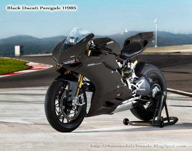 Black Ducati Panigale 1198S