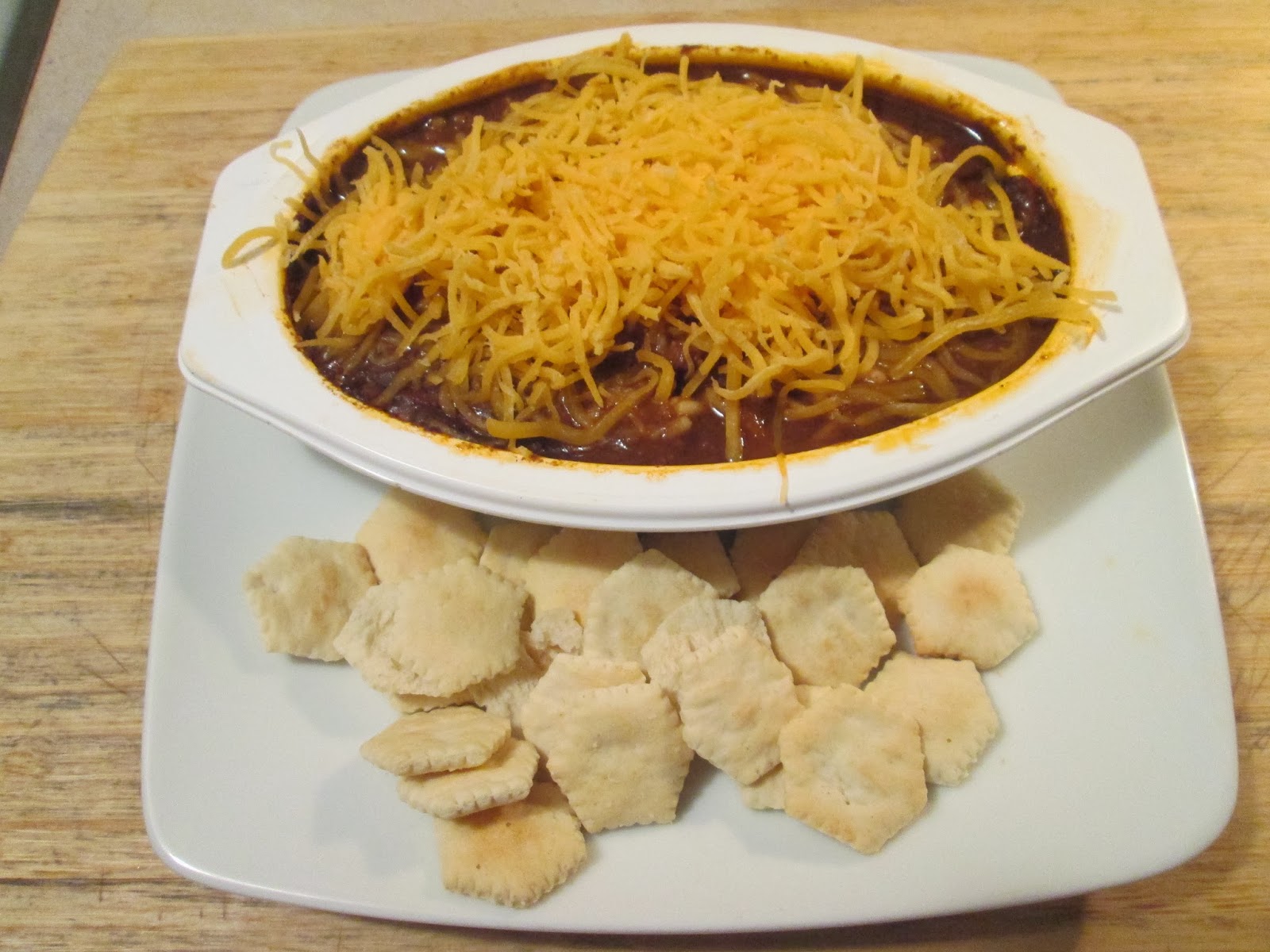 Diab2Cook Skyline 3 Way Chili, Spaghetti, Cheese w/ Side of Oyster
