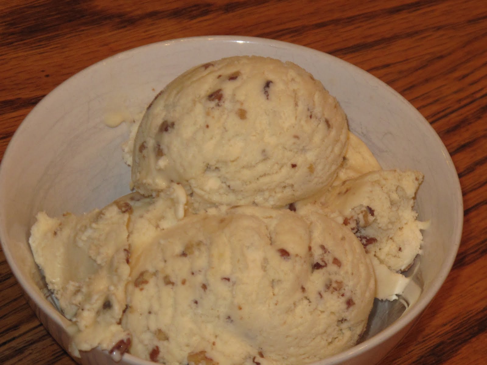 BJ Brinker's Home Cooking Butter Pecan Ice Cream
