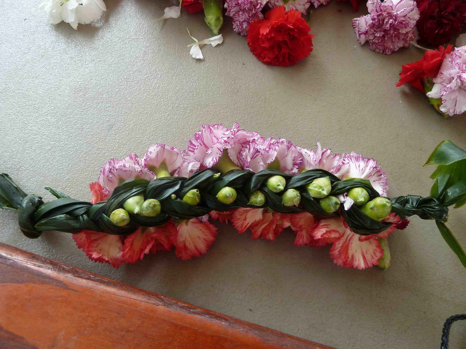 make52 Week 16 Lei Making Haku Style