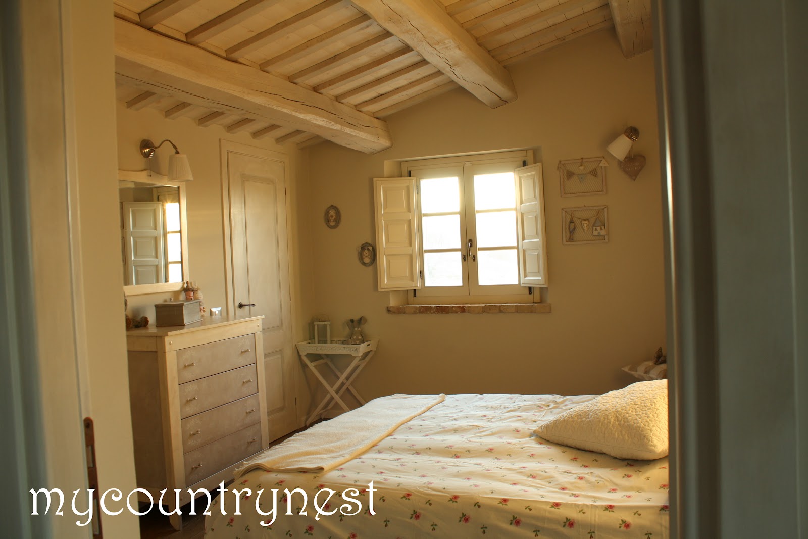 My country nest: progressi della camera da letto