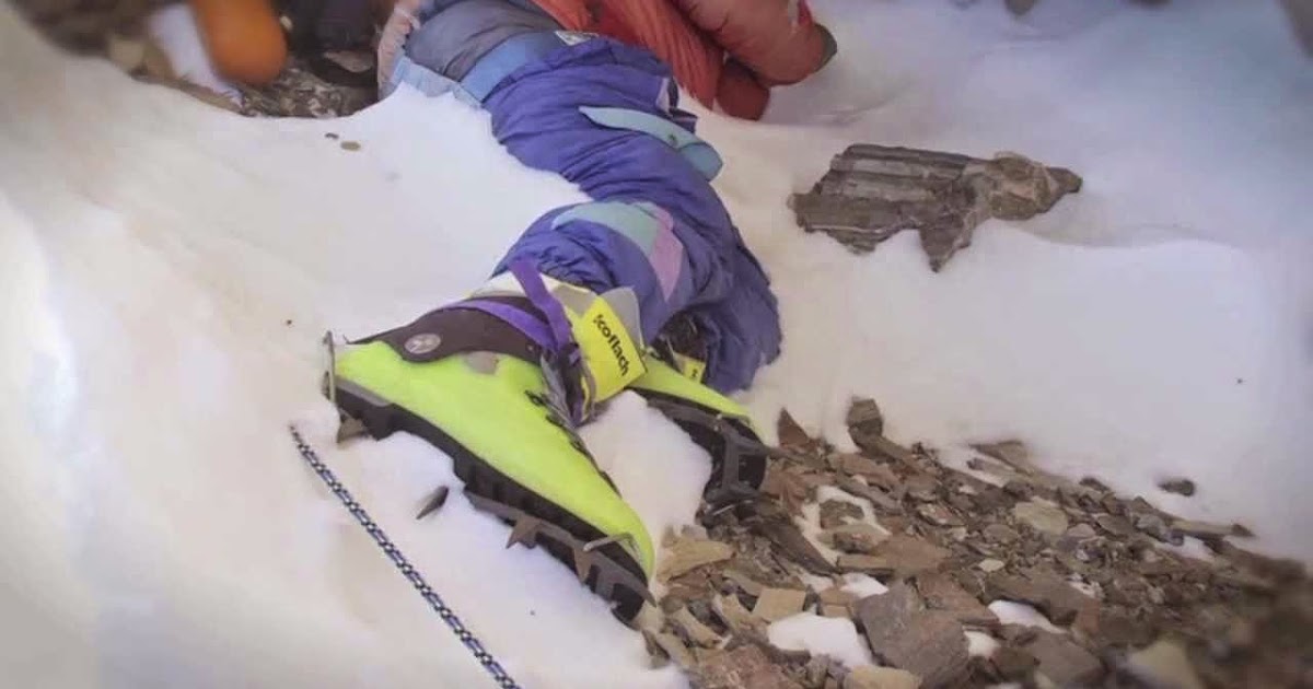 A Stranger Earth Green Boots